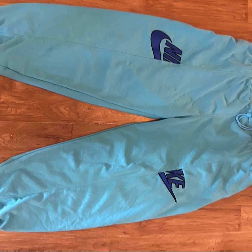 Nike joggers
